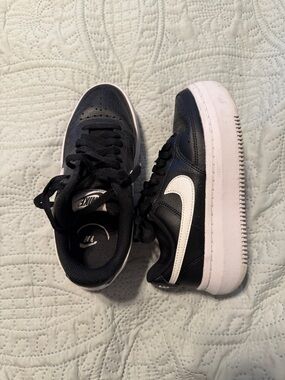 Nike Court Vision Alta, Black and White Low-Top Sneakers, size 5.5/EU 36